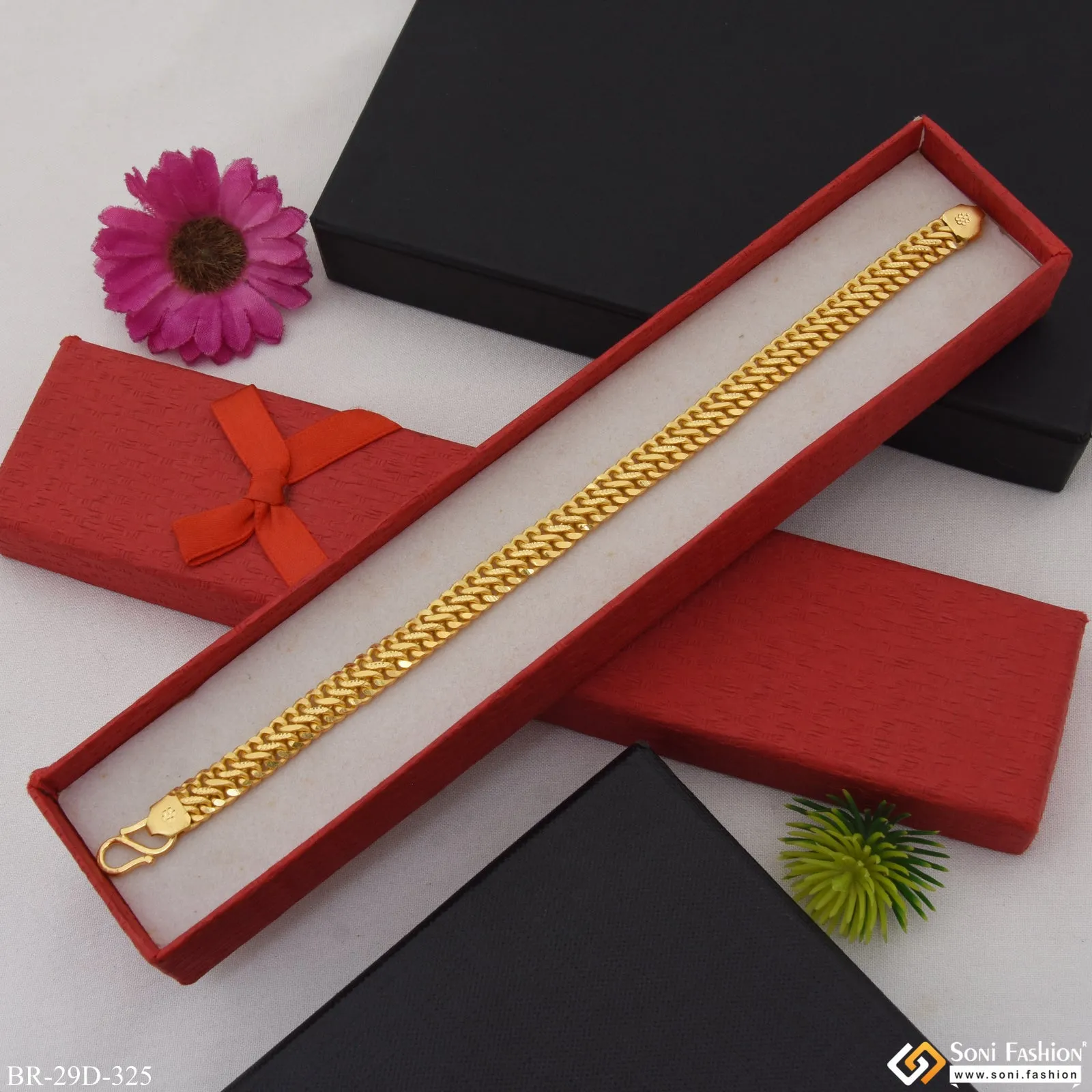 1 Gram Gold Plated Stylish Design Linked Bracelet for Men - Style D325