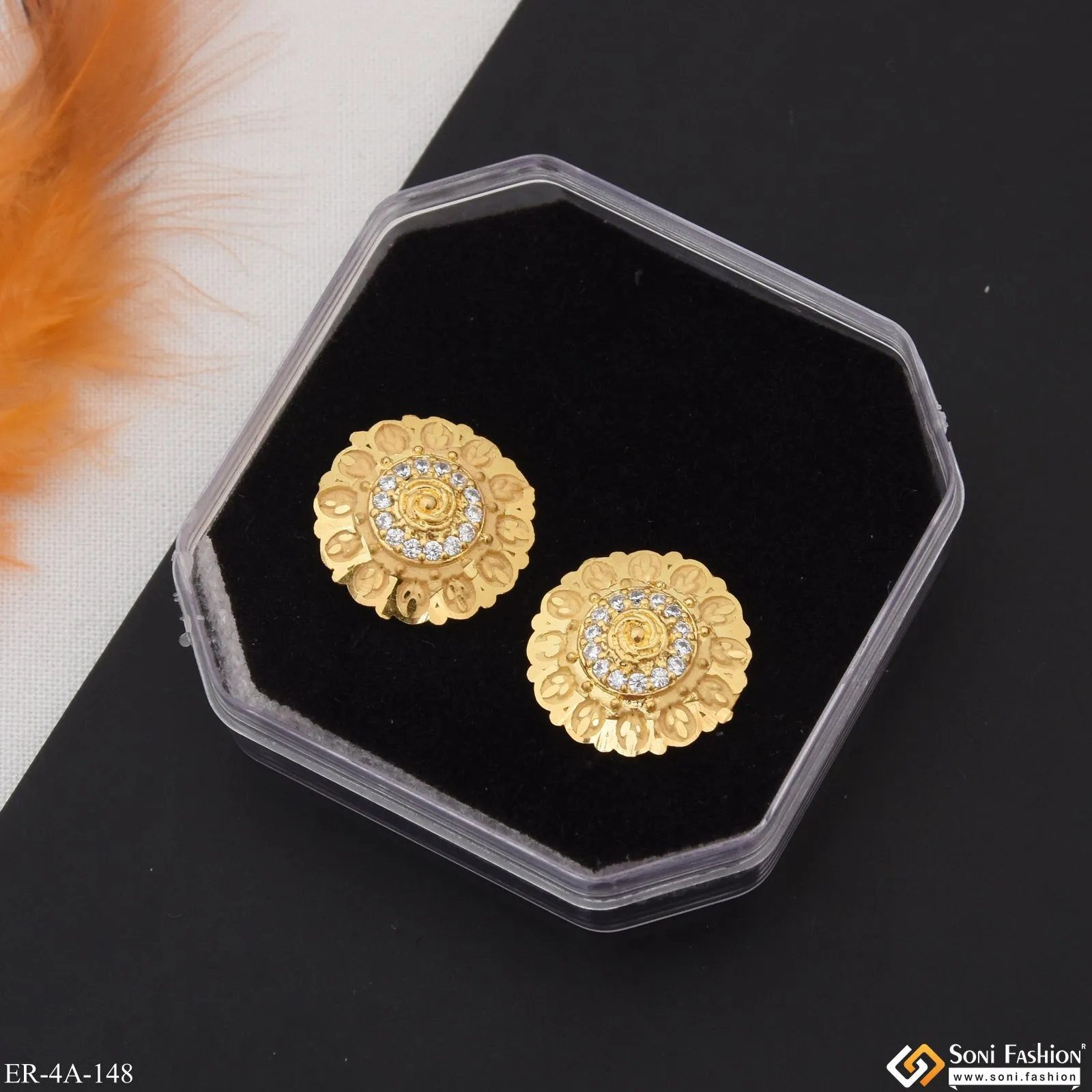Beautiful Design Eye-Catching Design Gold Plated Earrings for Ladies - Style A148