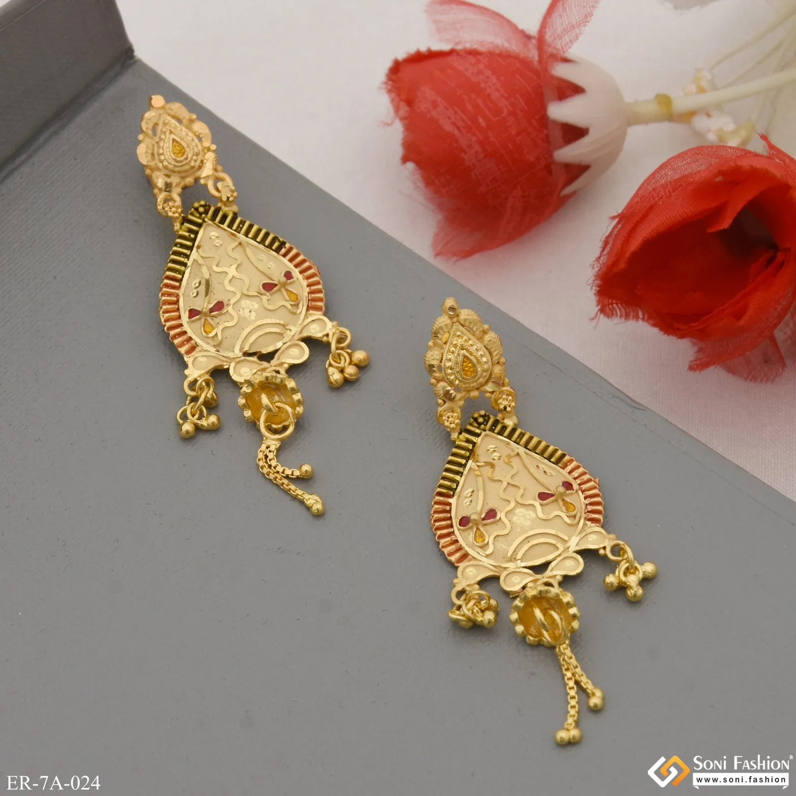 Chic Design Magnificent Design Gold Plated Earrings for Ladies - Style A024