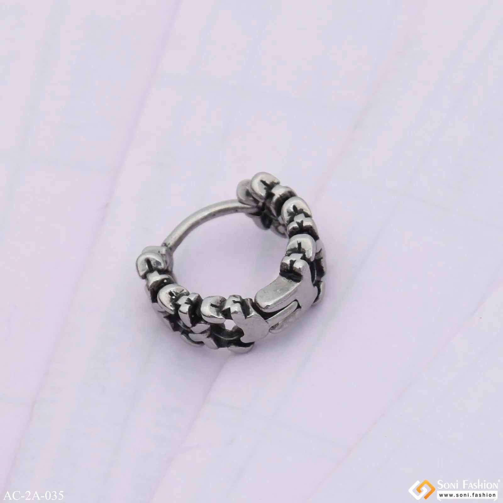 Expensive-Looking Design High-Quality Stud Earring for Men (1 Pc) - Style A035