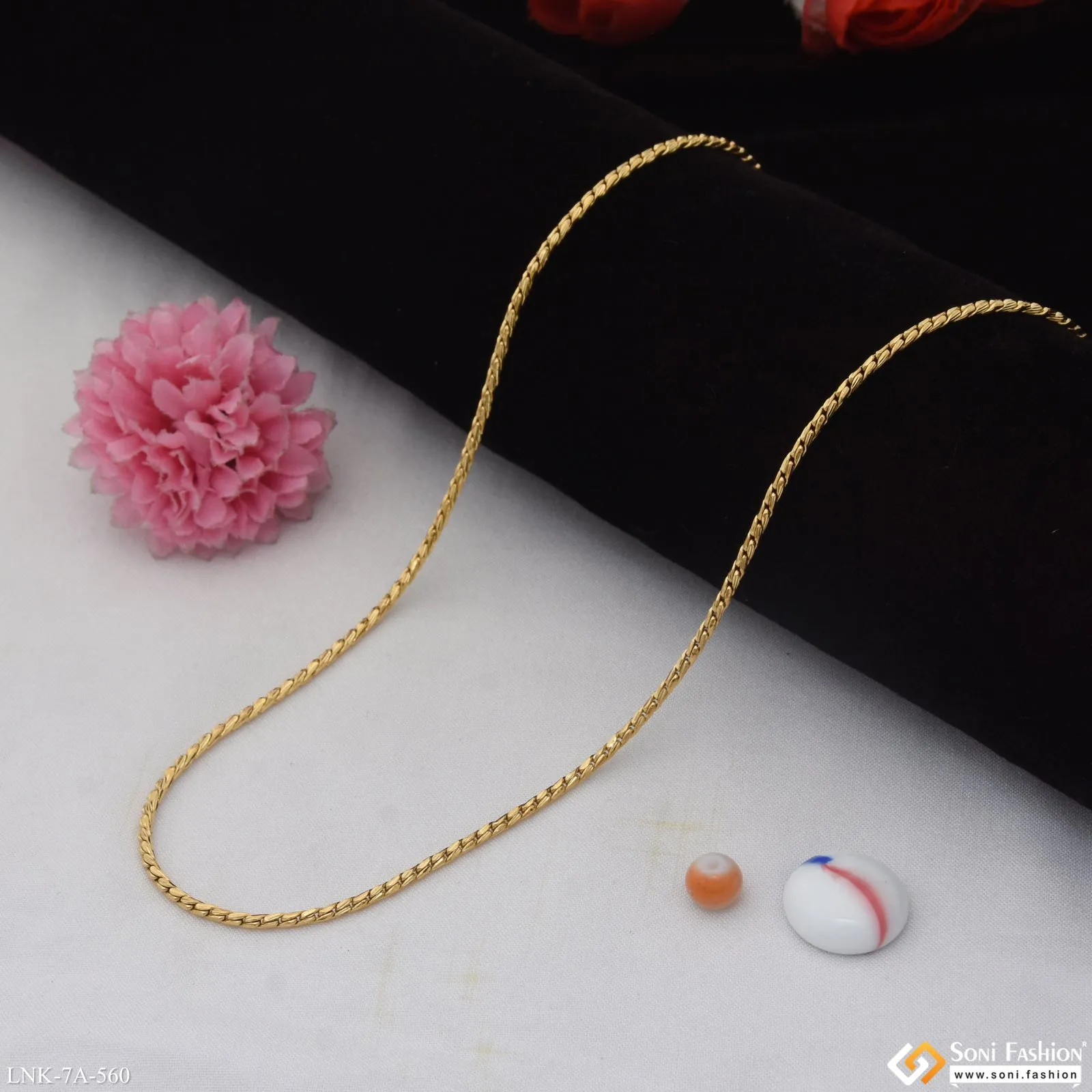 Eye-Catching Design Gold Plated Chain for Ladies - Style A560