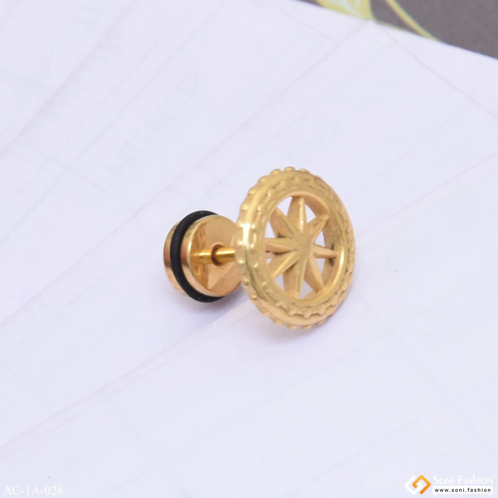 Golden Wheel Design Surgical Steel Stud Earring for Men (1 Pc) - Style A028