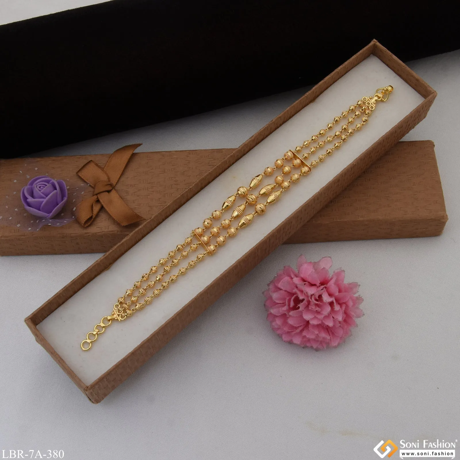 Hand-Finished Design Gold Plated Bracelet for Ladies - Style A380