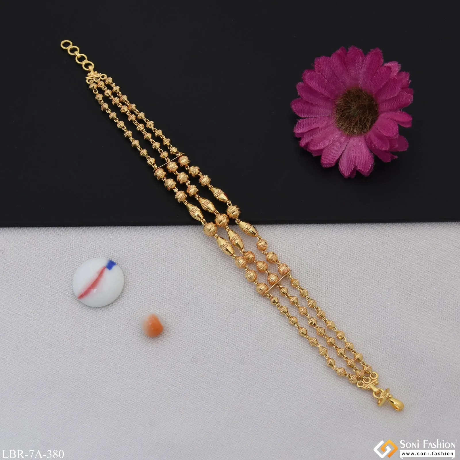 Hand-Finished Design Gold Plated Bracelet for Ladies - Style A380