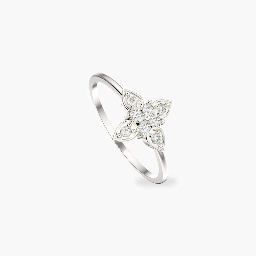 Shining Iris Diamond Ring